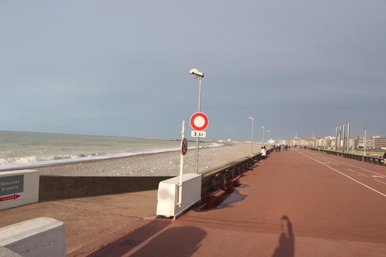 Suite Melody Double Balneo, Home-Cinema, Terrasse A Dieppe Bagian luar foto